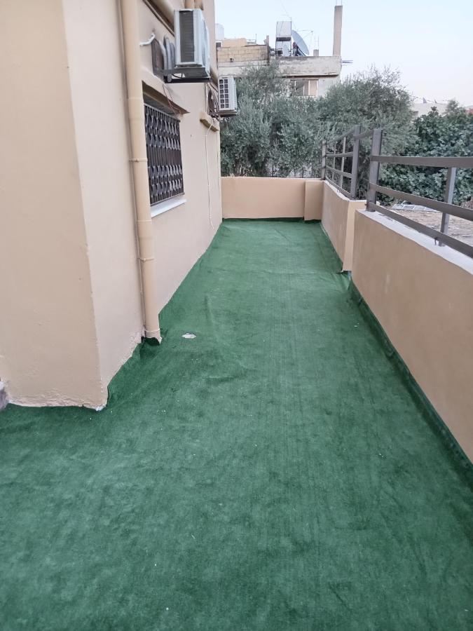 Emile Altwal Madaba Hotel Exterior photo