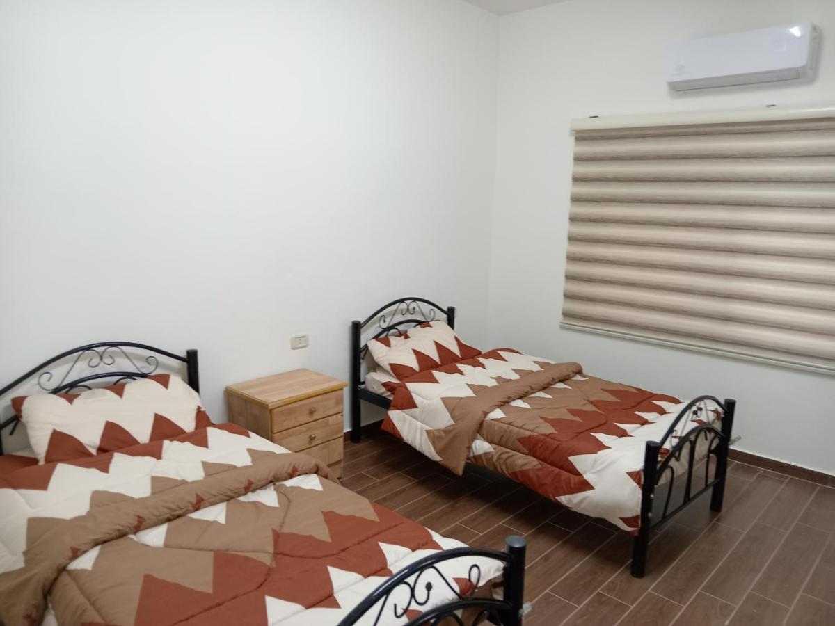 Emile Altwal Madaba Hotel Exterior photo